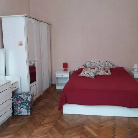 Kvartira Na B Khmelnytskoho Lviv Exterior photo